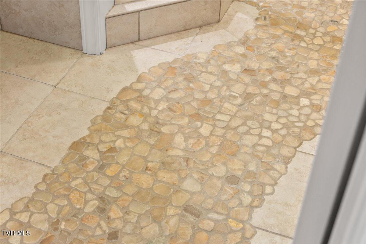 651 Rangewood Road Piney Flats, TN 37686 - Photo 56 of 184 084-042-128A7901