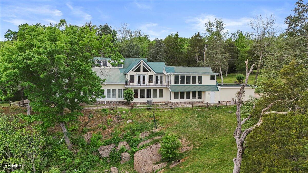 651 Rangewood Road Piney Flats, TN 37686 - Photo 6 of 184 130-115-DJI_20230825151126_0376_D