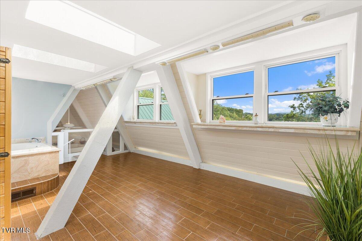 651 Rangewood Road Piney Flats, TN 37686 - Photo 83 of 184 110-088-128A8384