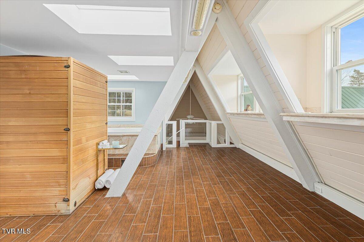 651 Rangewood Road Piney Flats, TN 37686 - Photo 86 of 184 009-128A2351