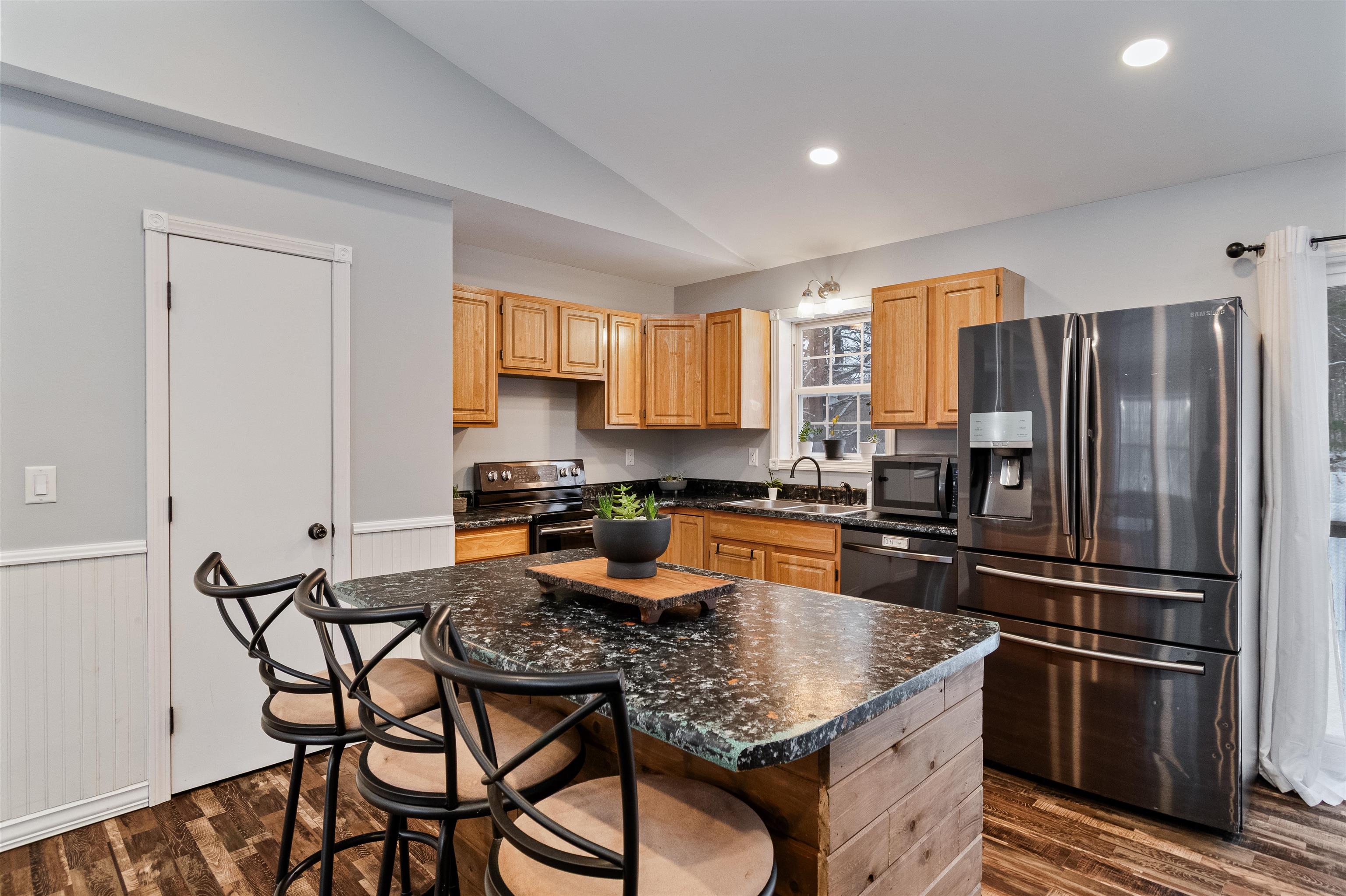 665 Kittell Road Sheldon, VT 05483 - Photo 6 of 36