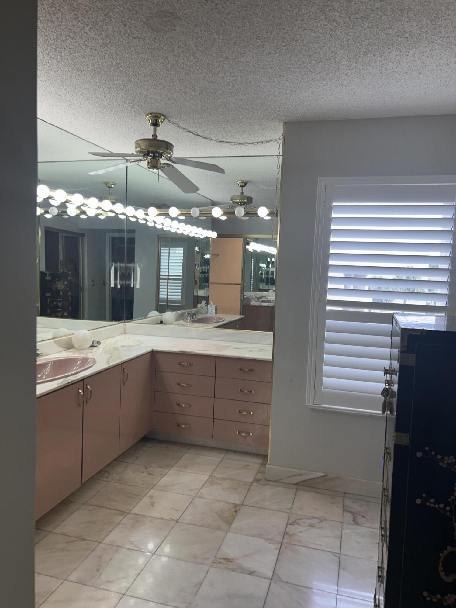 5650 Camino Del Sol, Unit 400 Boca Raton, FL 33433 - Photo 11 of 24 PRIMARY BATH/MARBLE
