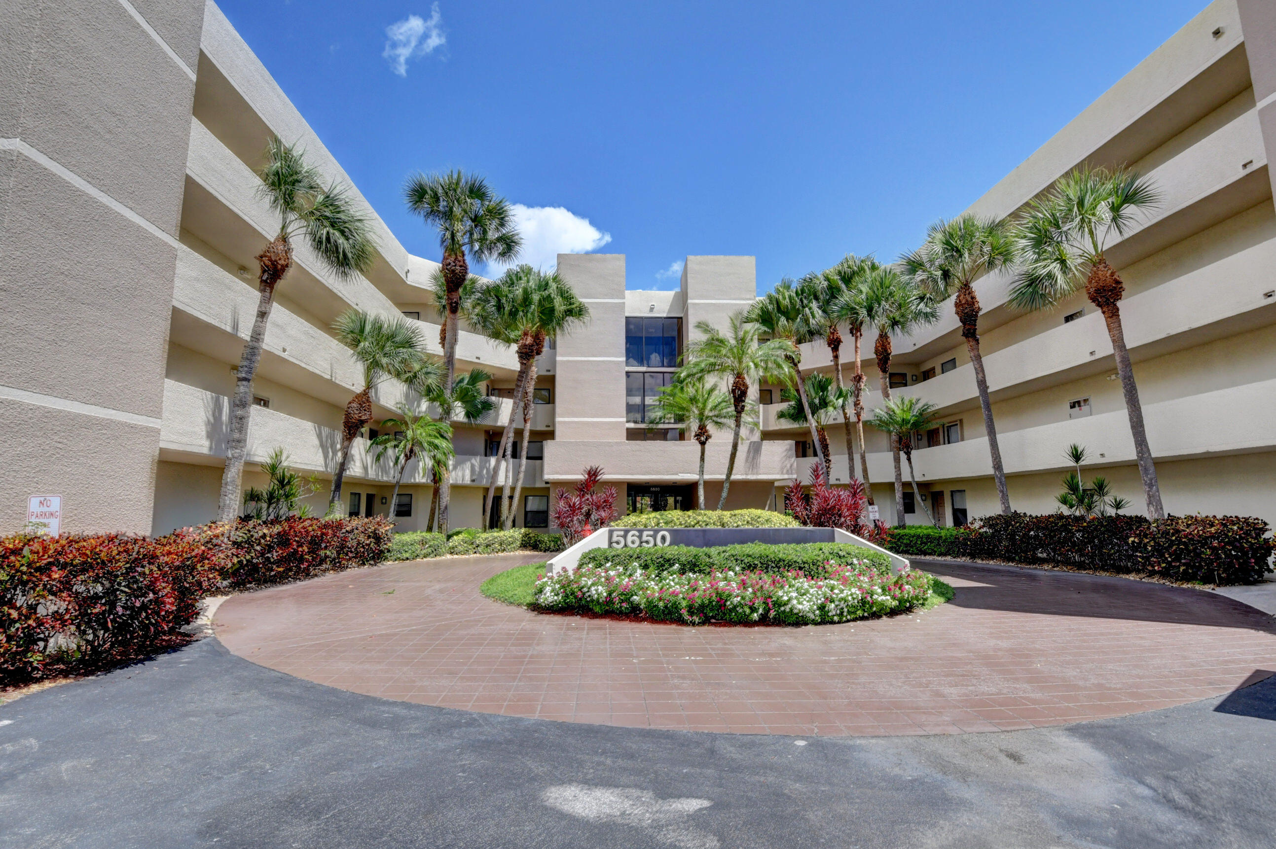 5650 Camino Del Sol, Unit 400 Boca Raton, FL 33433 - Photo 23 of 24 CAMINO REAL VILLAGE