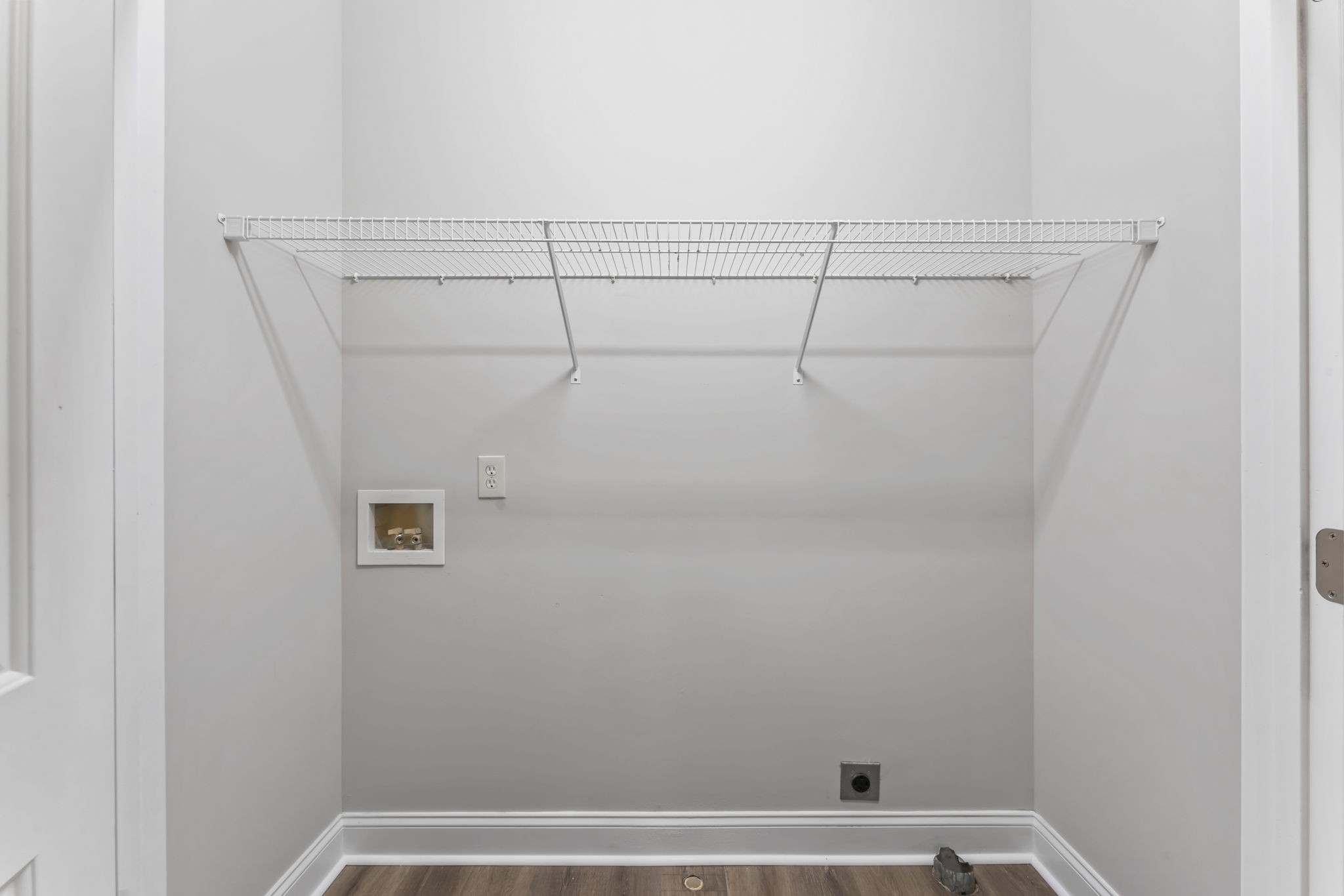 338 Rowlette Circle Murfreesboro, TN 37127 - Photo 16 of 17 a view of small space with racks on the wall