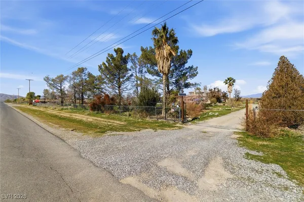 $516,000 | 2570 East Kellogg Road, Pahrump, NV 89048