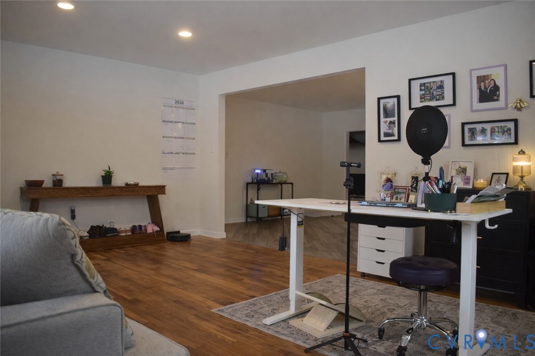 5521 Richmond Road Amelia Court House, VA 23002 - Photo 4 of 28 wood finished floors and recessed lighting