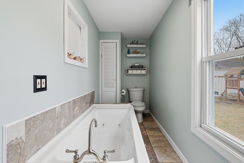 26 Wareham Street Middleboro, MA 02346 - Photo 21 of 42