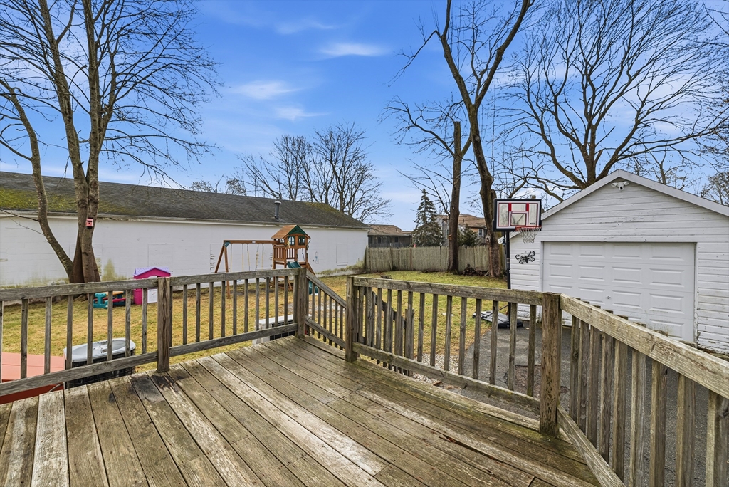 26 Wareham Street Middleboro, MA 02346 - Photo 32 of 42