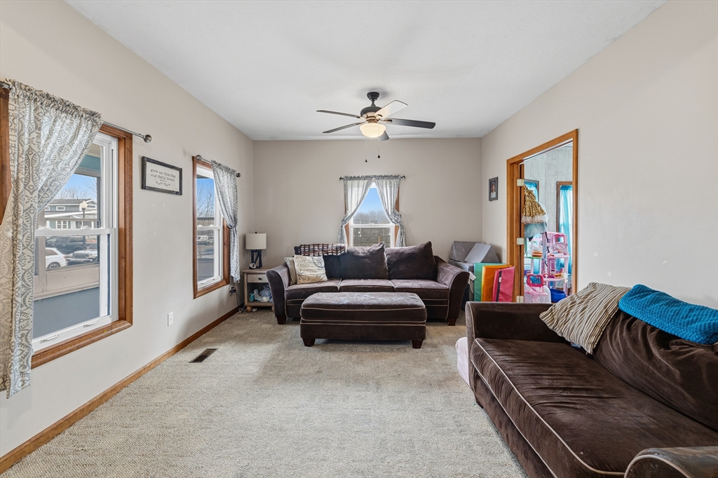 26 Wareham Street Middleboro, MA 02346 - Photo 9 of 42