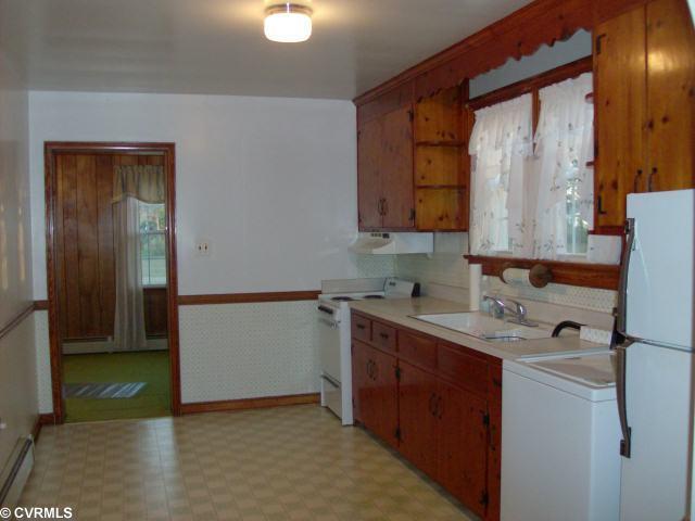 472 Centerville Road Shacklefords, VA 23156 - Photo 3 of 10 Kitchen