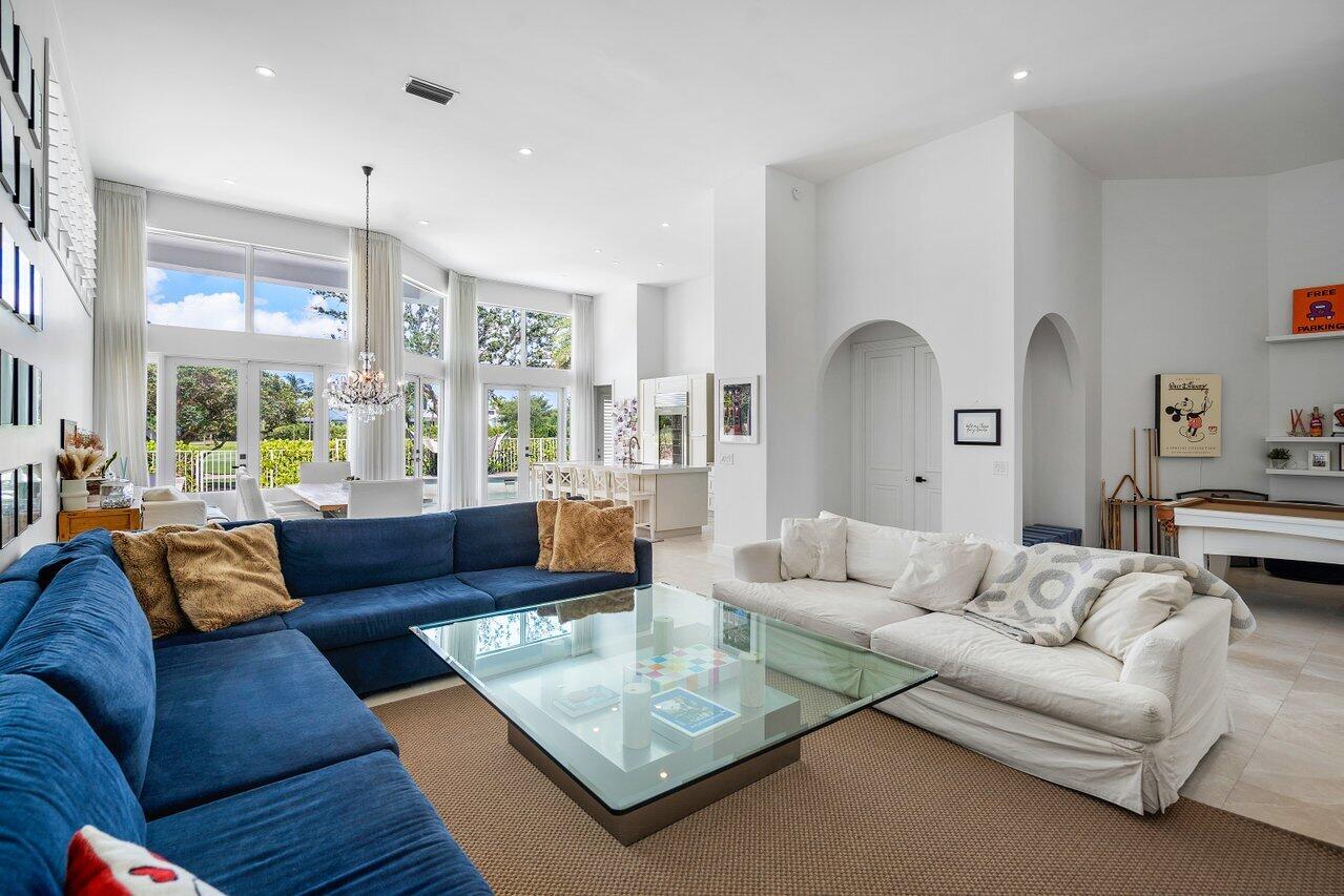 5712 Regency Circle East Boca Raton, FL 33496 - Photo 11 of 39 012-5712RegencyCircleEast-BocaRaton-FL-3