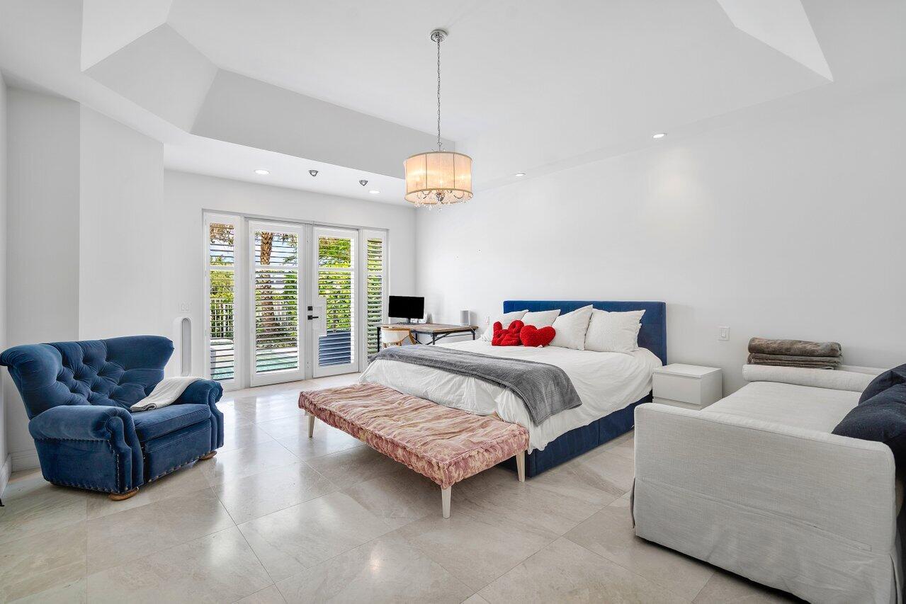 5712 Regency Circle East Boca Raton, FL 33496 - Photo 18 of 39 023-5712RegencyCircleEast-BocaRaton-FL-3