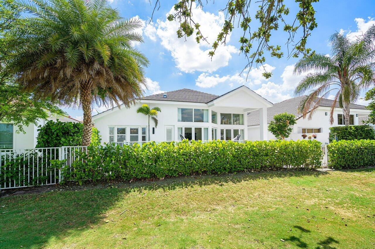 5712 Regency Circle East Boca Raton, FL 33496 - Photo 27 of 39 036-5712RegencyCircleEast-BocaRaton-FL-3