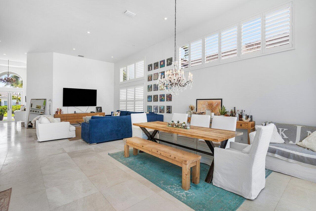 5712 Regency Circle East Boca Raton, FL 33496 - Photo 8 of 39 015-5712RegencyCircleEast-BocaRaton-FL-3