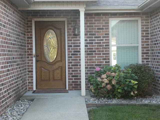 $2,300 | 627 North Edgemere Drive, Bourbonnais, IL 60914