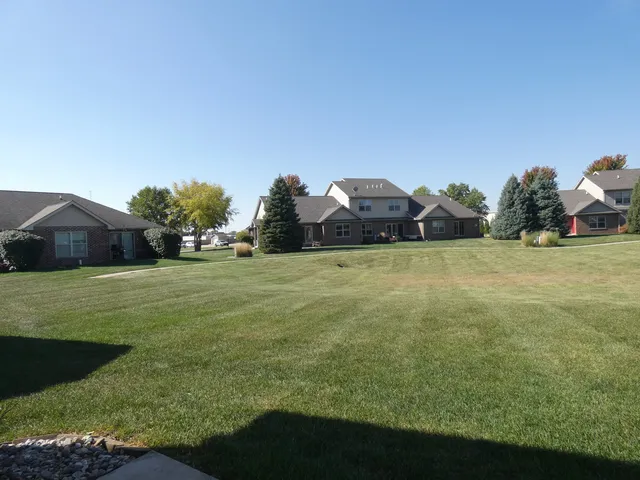 $2,300 | 627 North Edgemere Drive, Bourbonnais, IL 60914