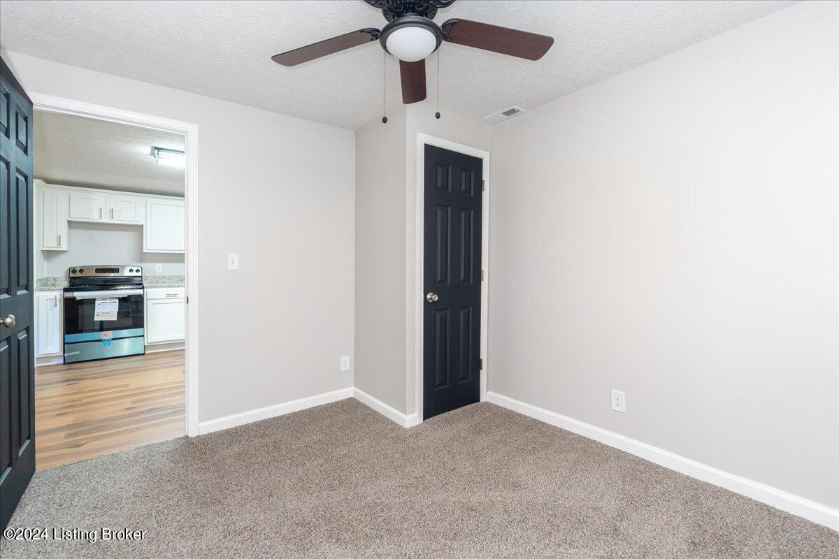 6672 Rutledge Road Louisville, KY 40258 - Photo 19 of 24 12-FullRes-12