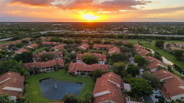 $344,900 | 7970 La Mirada Drive, Boca Raton, FL 33433