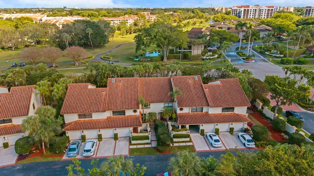 $344,900 | 7970 La Mirada Drive, Boca Raton, FL 33433