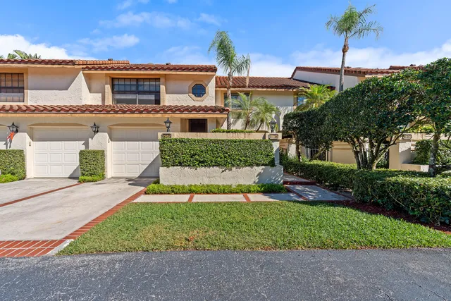 $344,900 | 7970 La Mirada Drive, Boca Raton, FL 33433