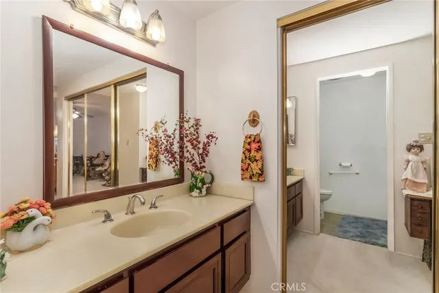 $469,900 | 26856 Oak Branch Circle, Newhall, CA 91321