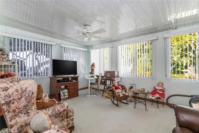 $469,900 | 26856 Oak Branch Circle, Newhall, CA 91321