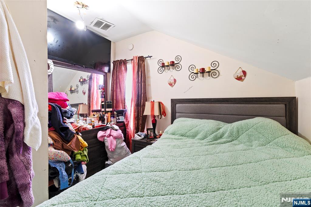 183 Walnut Street Paterson, NJ 07522 - Photo 10 of 40