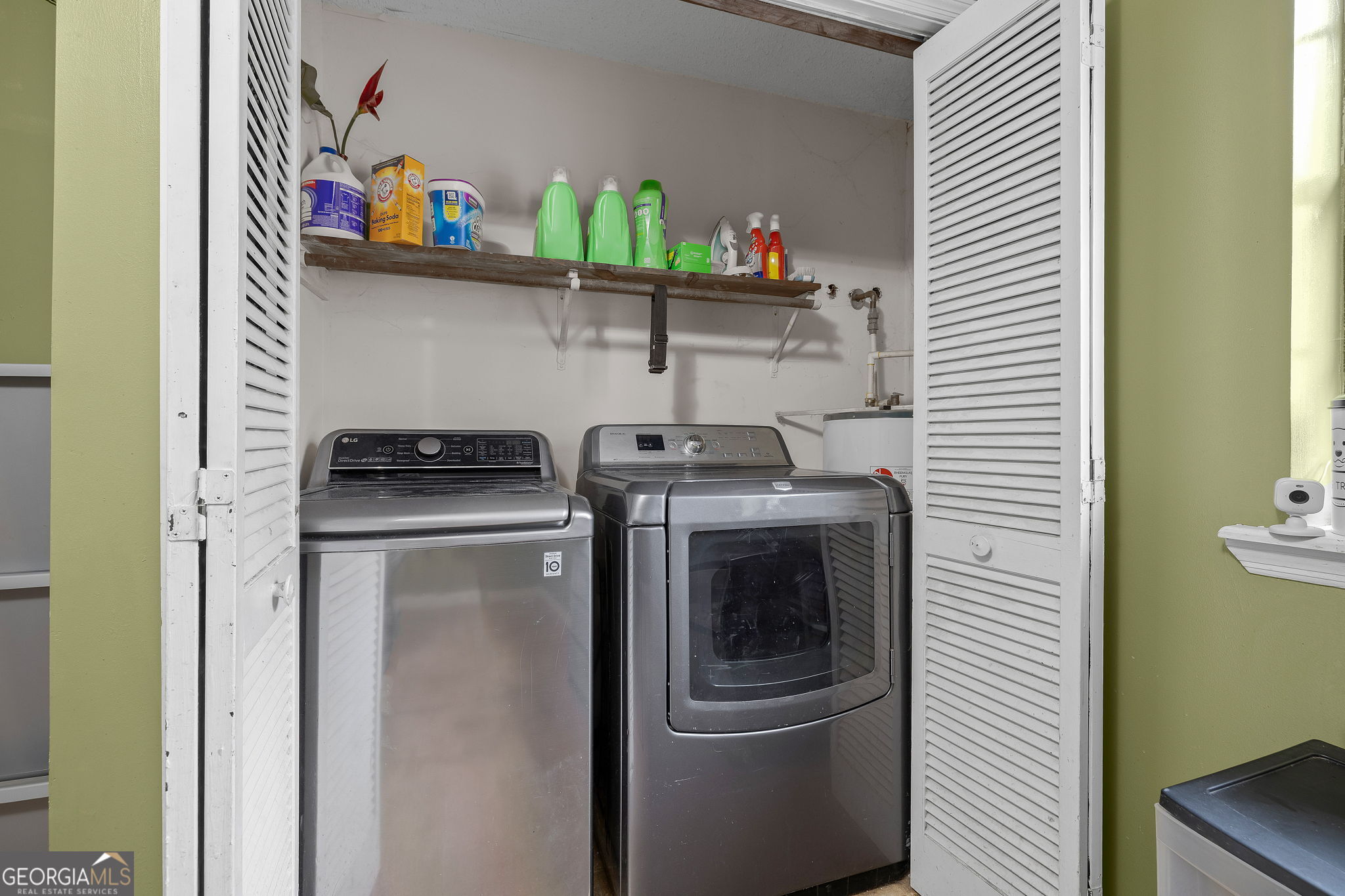 89 Ts Jarrard Road Dahlonega, GA 30533 - Photo 20 of 48 a utility room with dryer and washer