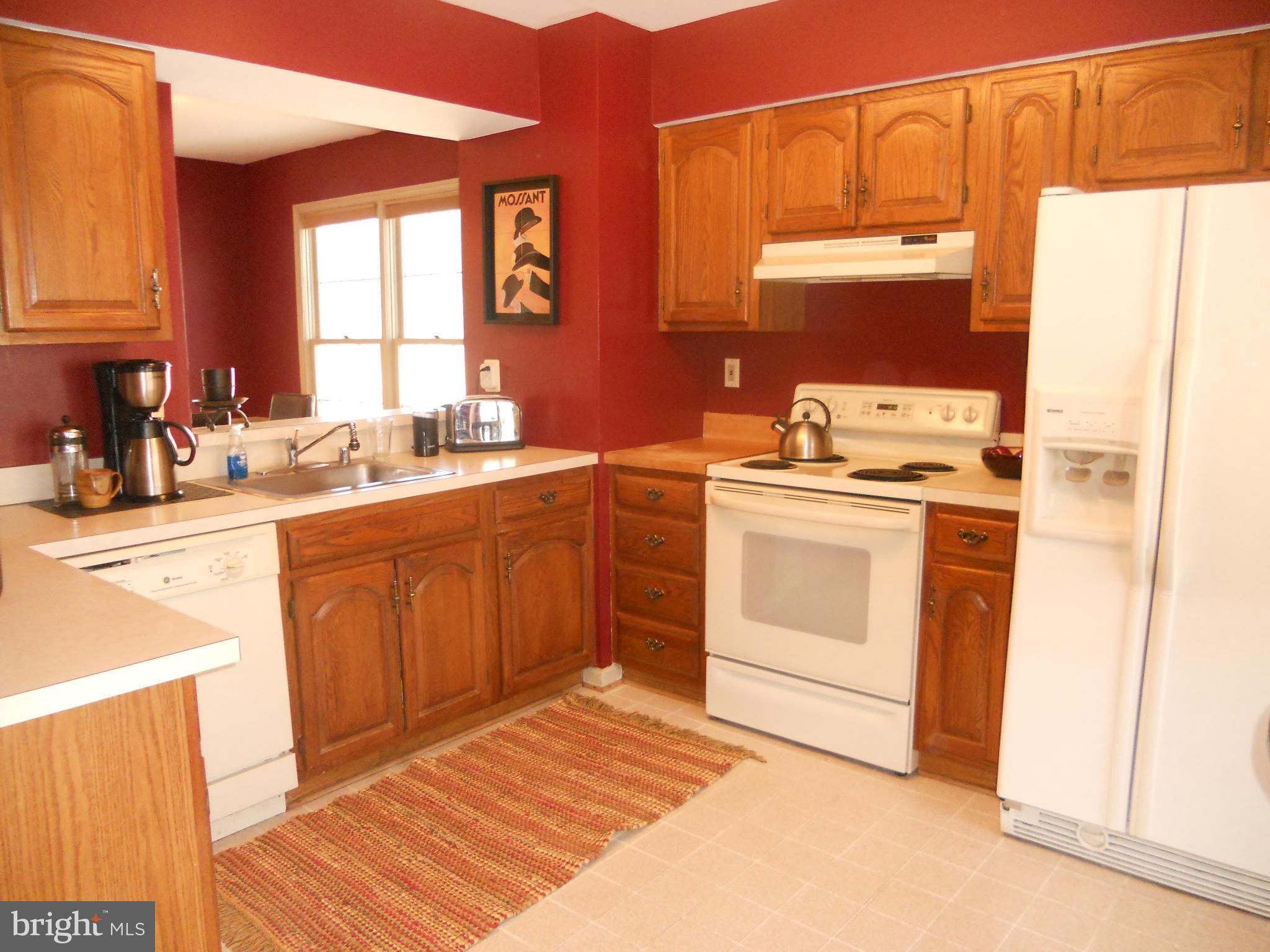 4731 Columbia Road Ellicott City, MD 21042 - Photo 6 of 29 Kitchen