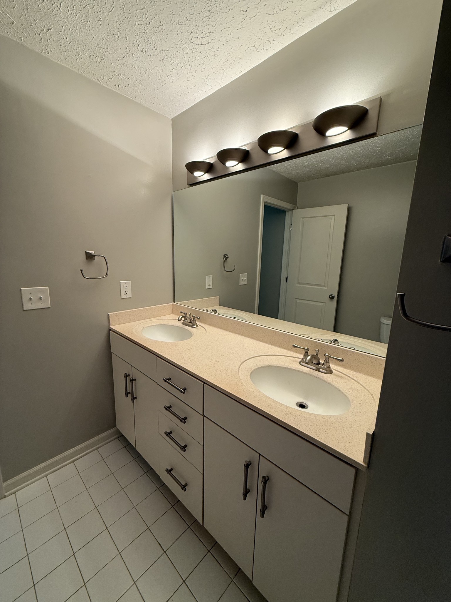 917 Morton Mill Road Nashville, TN 37221 - Photo 13 of 30