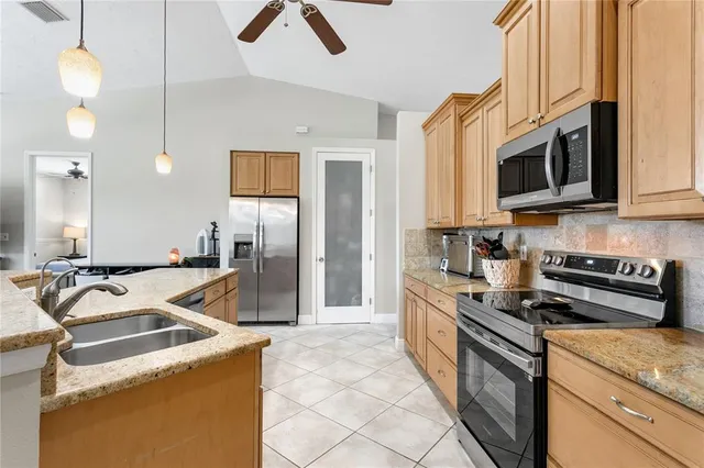 $579,900 | 601 Hamlin Street, Nokomis, FL 34275