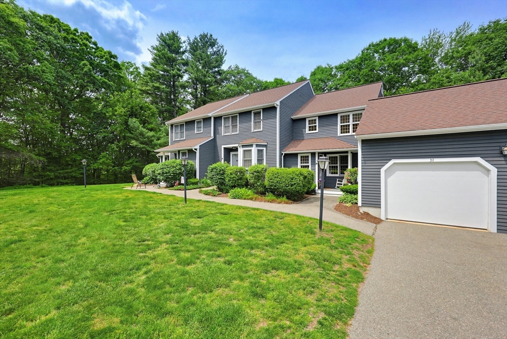 39 Stall Brook Road, Unit 39 Milford, MA 01757 - Photo 3 of 40