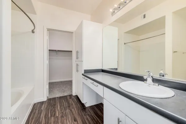$1,677 | 3302 North 7th Street, Unit 307, Phoenix, AZ 85014
