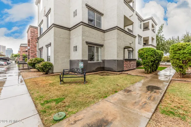 $1,700 | 3302 North 7th Street, Unit 307, Phoenix, AZ 85014