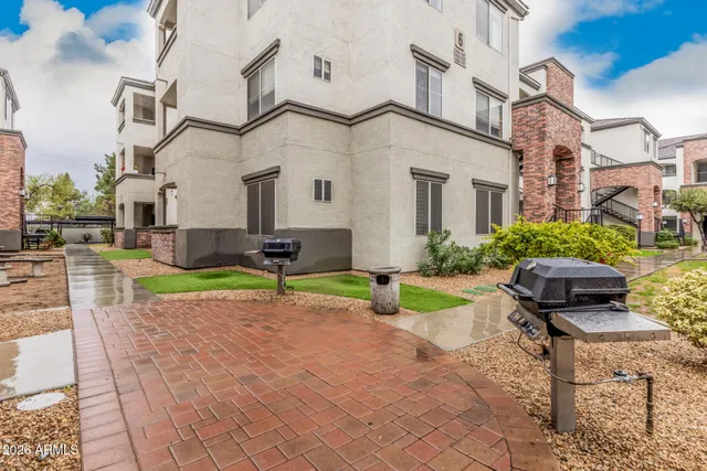 $1,700 | 3302 North 7th Street, Unit 307, Phoenix, AZ 85014