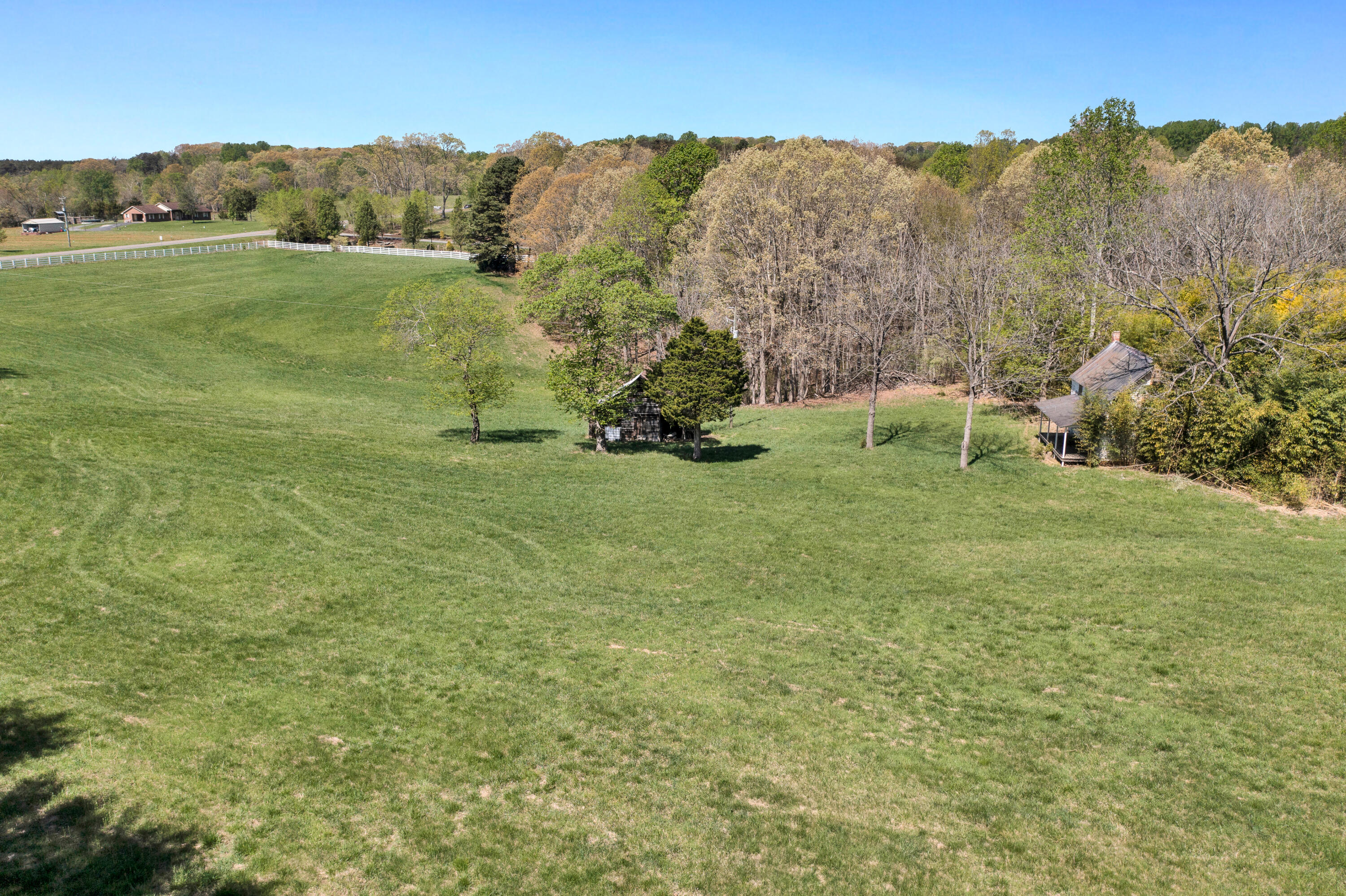 5779 Scruggs Road Moneta, VA 24121 - Photo 10 of 27 07-041520240015