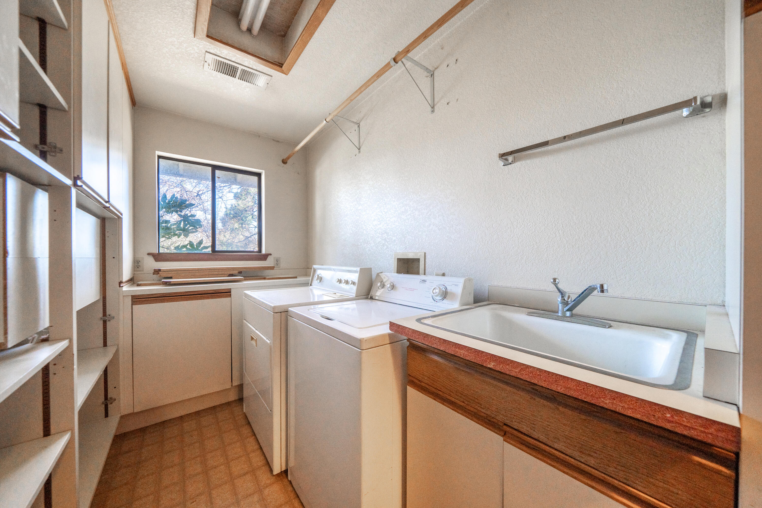 8293 Deschutes Road Palo Cedro, CA 96073 - Photo 25 of 88 8293 Deschutes Rd-52
