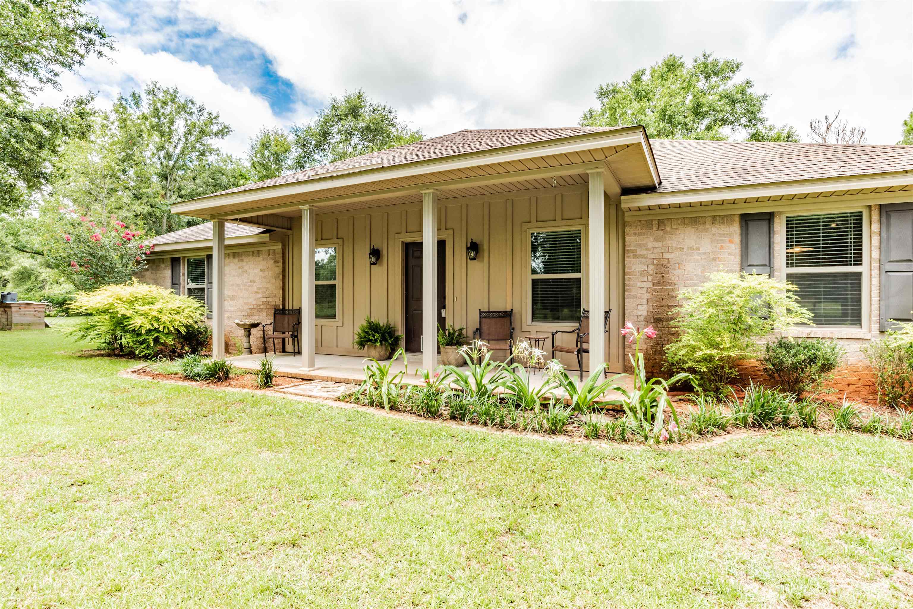 23171 Hazelwood Road Robertsdale, AL 36567 - Photo 5 of 36