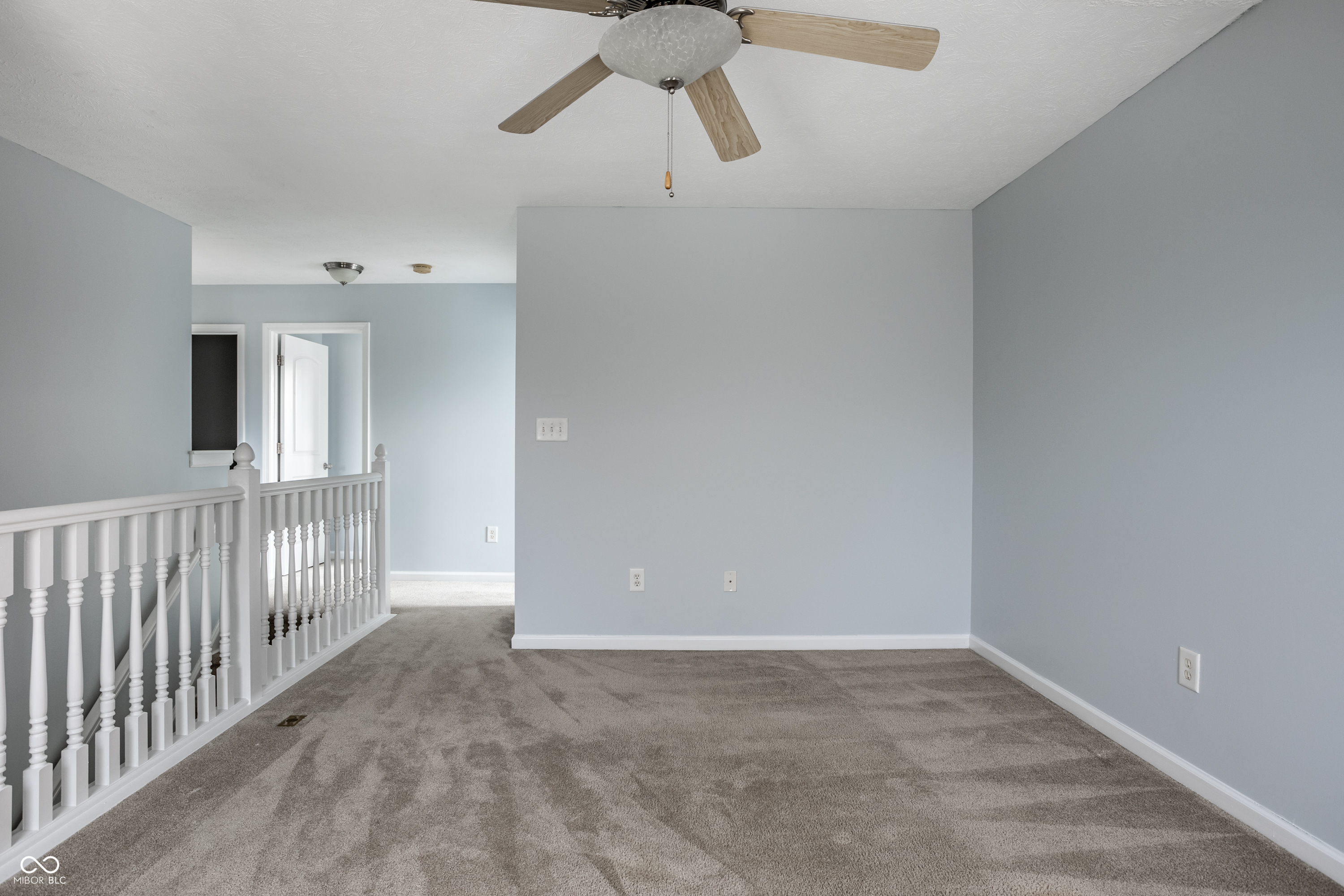 12435 Schoolhouse Road Fishers, IN 46037 - Photo 18 of 46