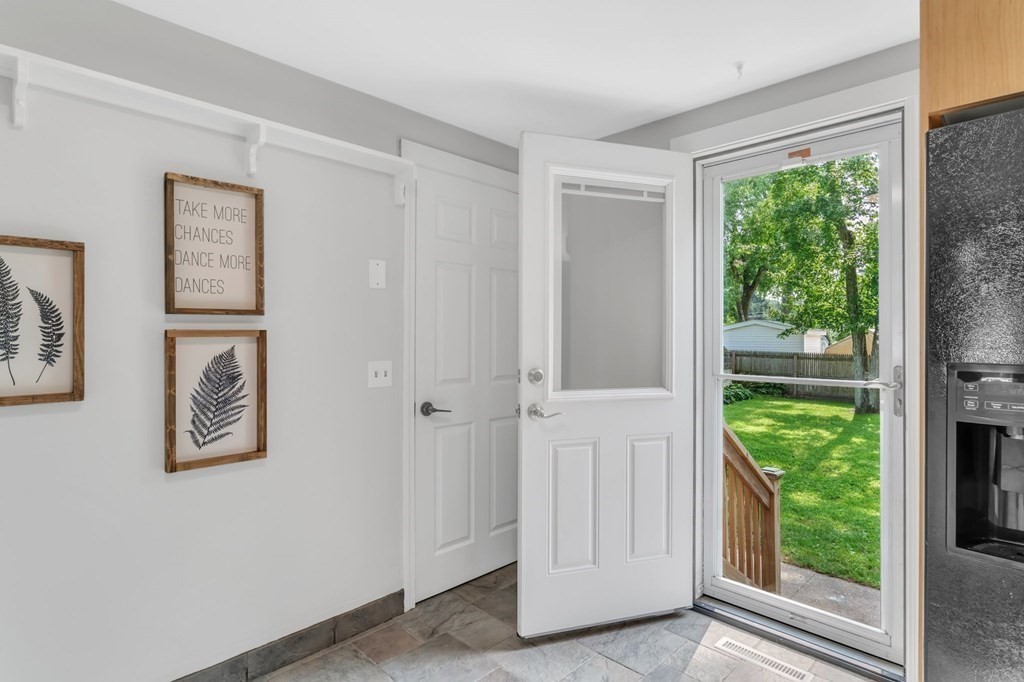 56 Louis Road Springfield, MA 01118 - Photo 14 of 36 Gallery Image 14