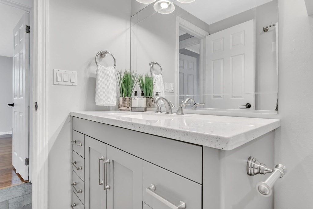 56 Louis Road Springfield, MA 01118 - Photo 26 of 36 Gallery Image 26