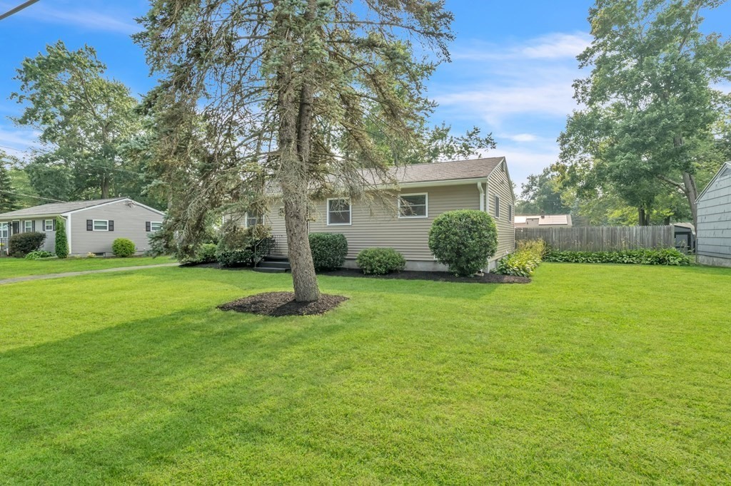 56 Louis Road Springfield, MA 01118 - Photo 4 of 36 Gallery Image 4