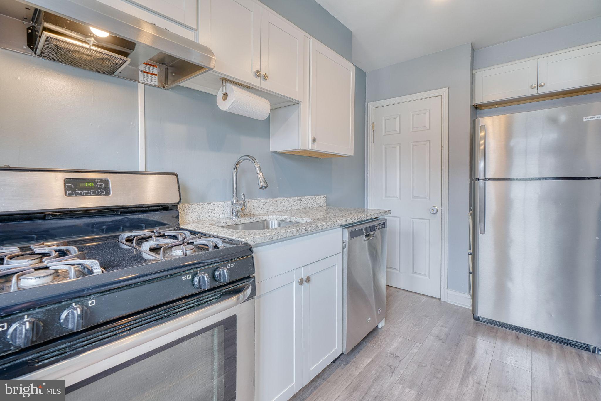 911 Arncliffe Road Essex, MD 21221 - Photo 11 of 26