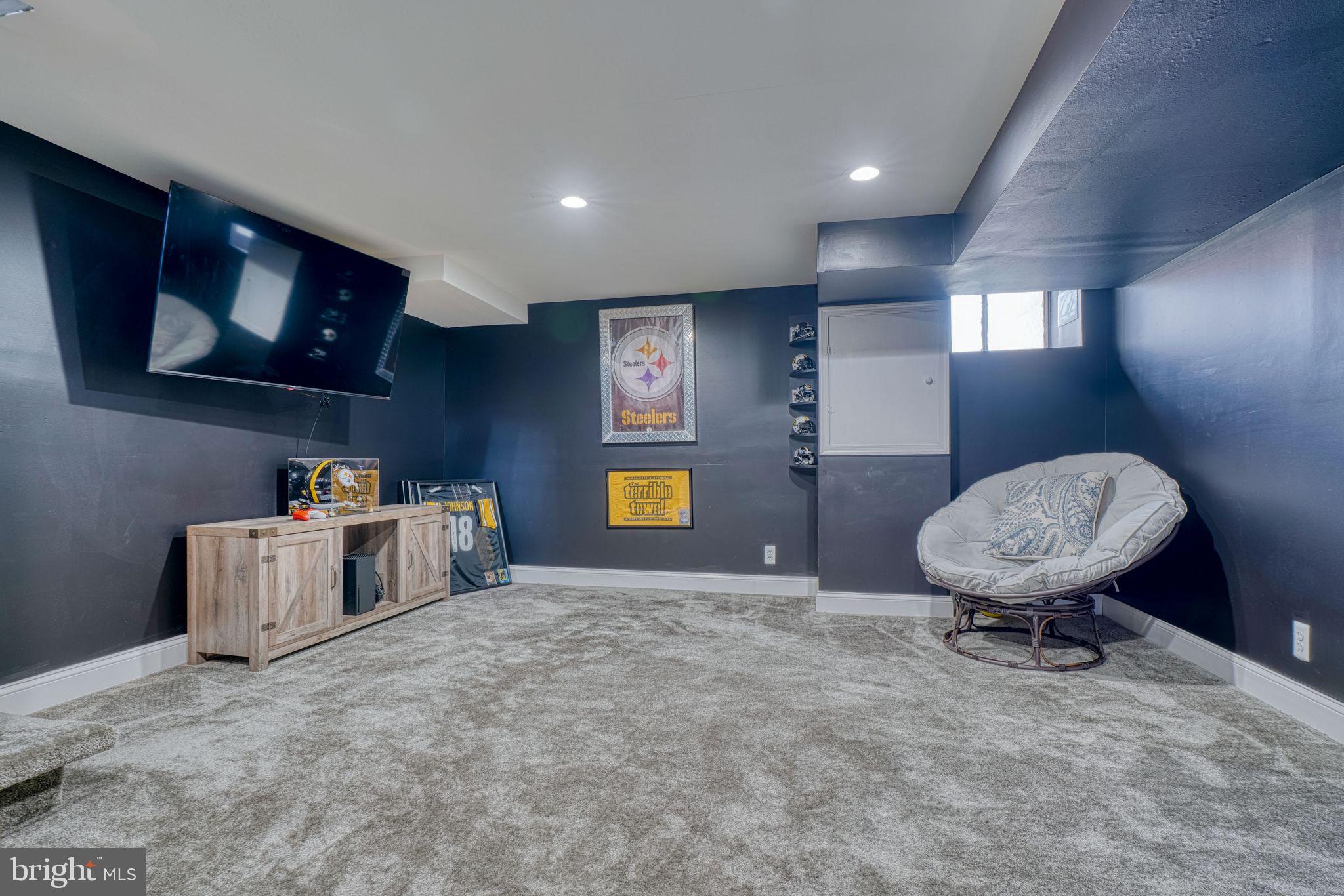 911 Arncliffe Road Essex, MD 21221 - Photo 23 of 26 New carpet