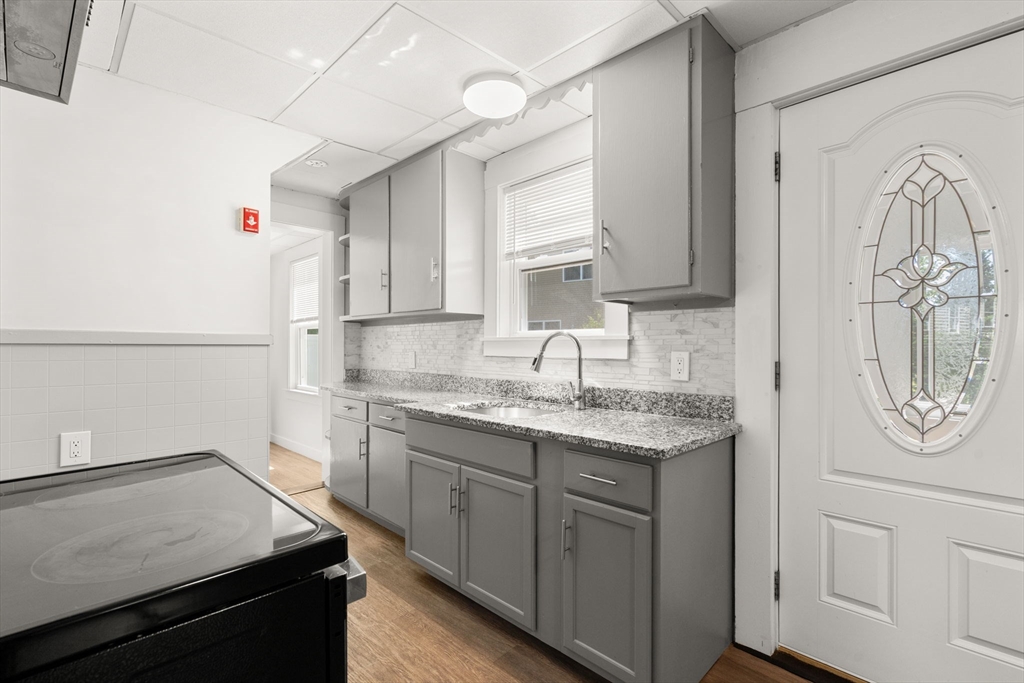 13 Highland Road Middleton, MA 01949 - Photo 7 of 26