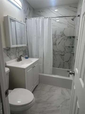 $2,850 | 33 Horatio Street, Unit 2L, Yonkers, NY 10710