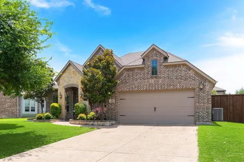 $567,000 | 421 Hampshire Drive, Prosper, TX 75078