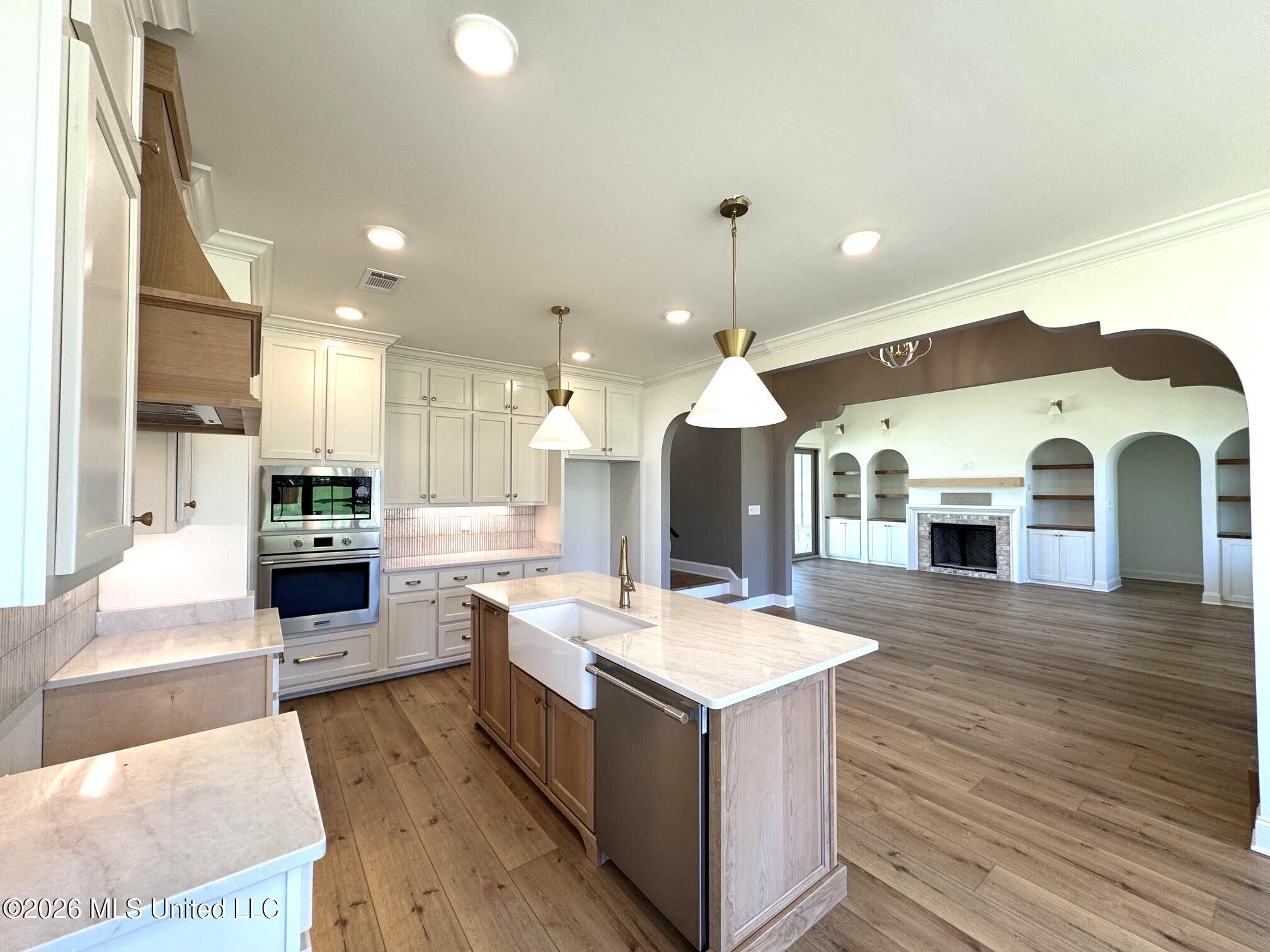 5381 Grayson Way Hernando, MS 38632 - Photo 15 of 28 Kitchen b