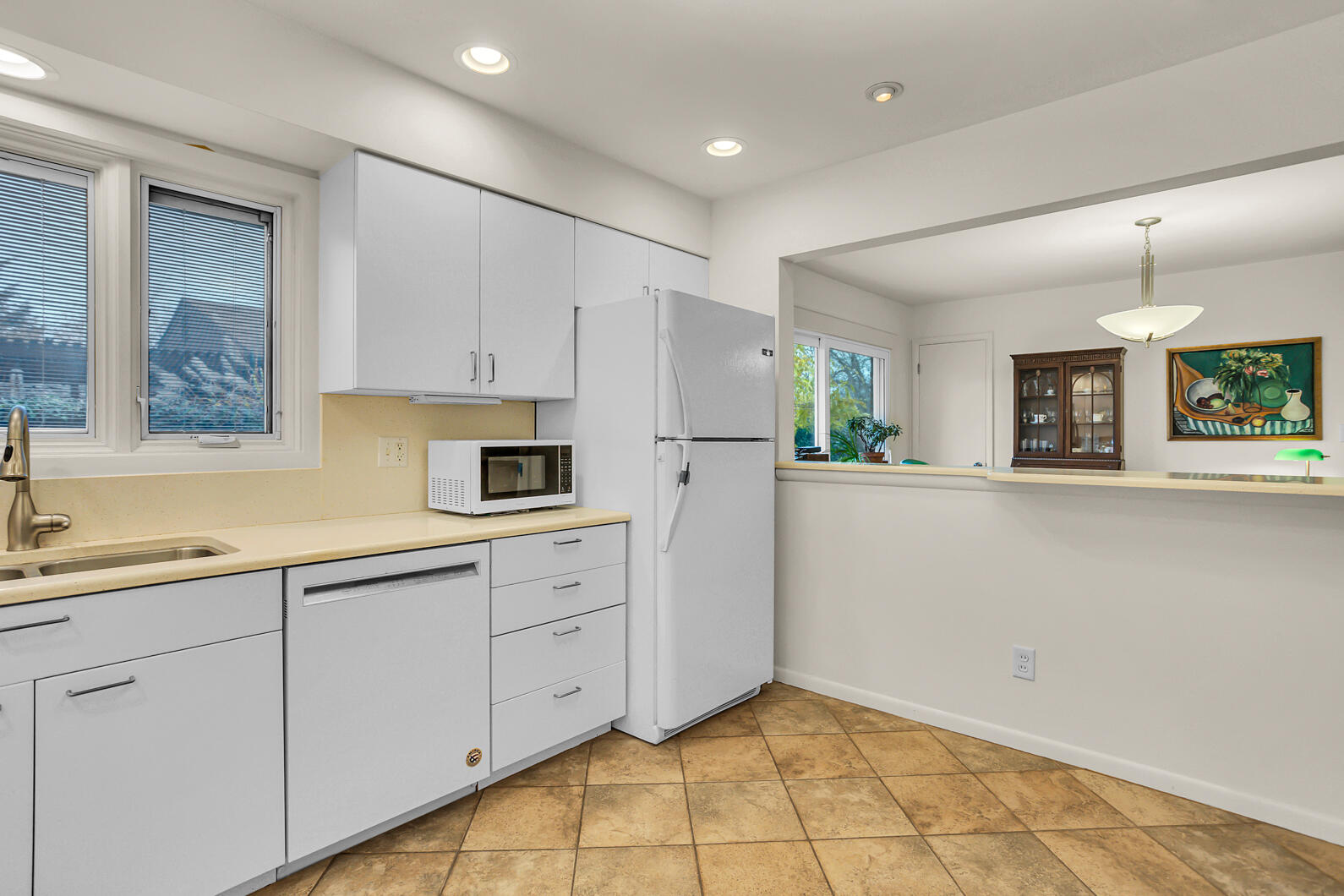 1900 Dunmore Road Ann Arbor, MI 48103 - Photo 13 of 43 0N0A1737