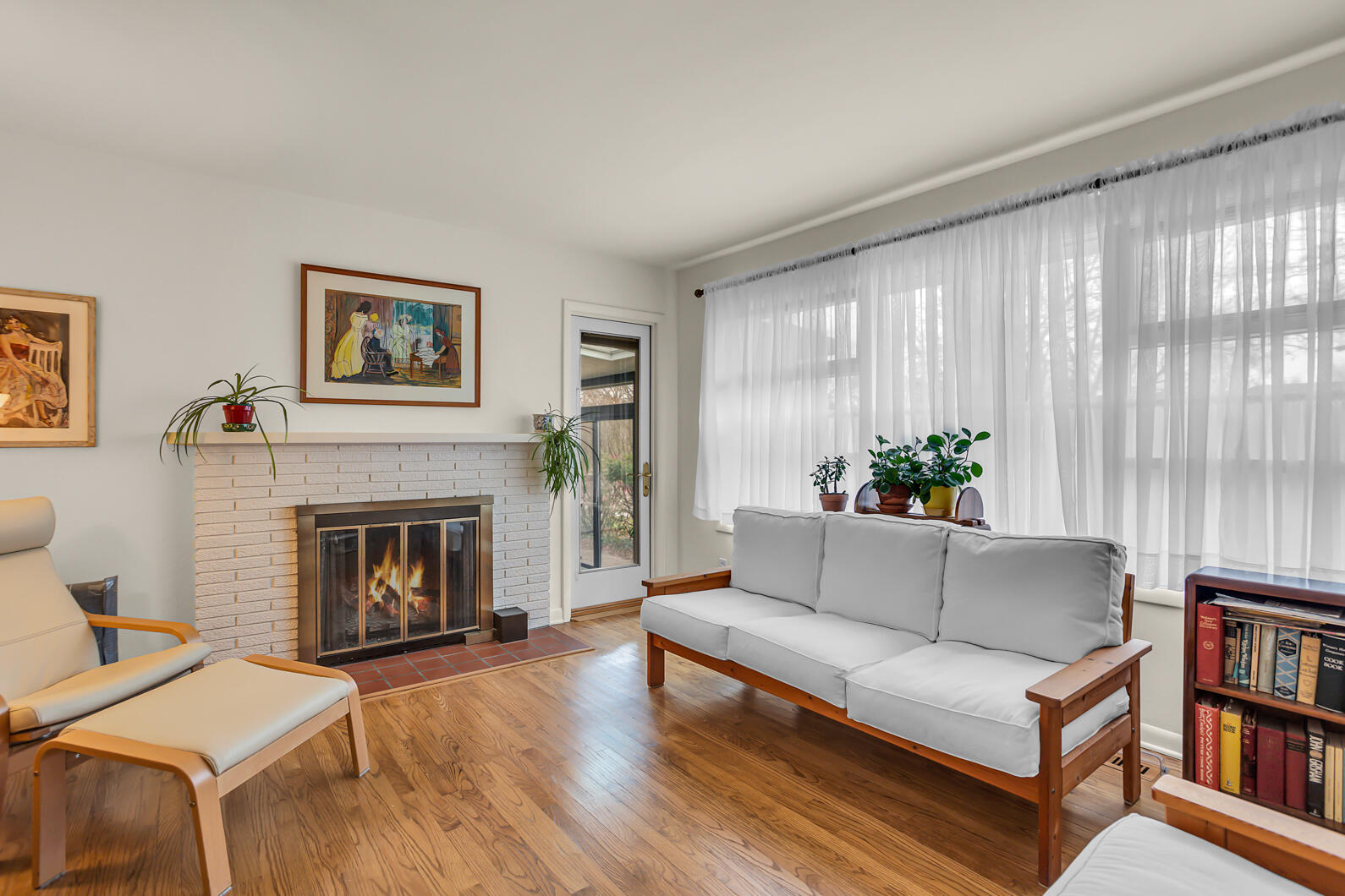 1900 Dunmore Road Ann Arbor, MI 48103 - Photo 4 of 43 0N0A1692